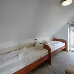 3 Bedroom Beautiful In Röbel