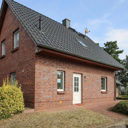 Belle Maison De 3 à Hébergement de vacances Röbel